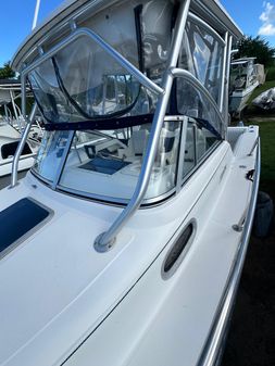 Boston-whaler 23-CONQUEST image