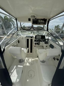 Boston-whaler 23-CONQUEST image