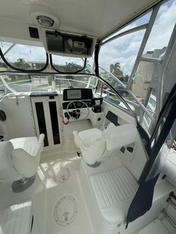 Boston-whaler 23-CONQUEST image