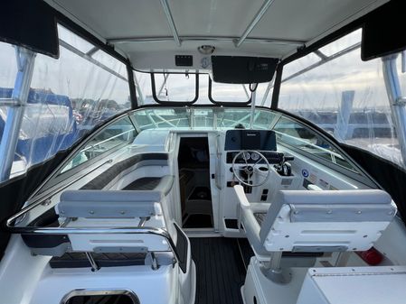 Boston-whaler 26-CONQUEST image