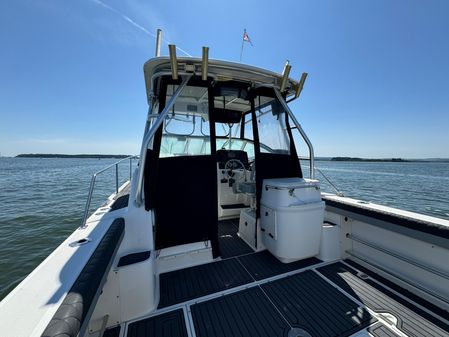 Boston-whaler 26-CONQUEST image