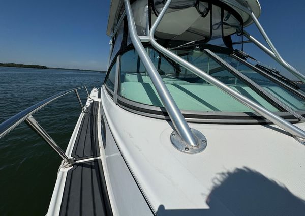 Boston-whaler 26-CONQUEST image