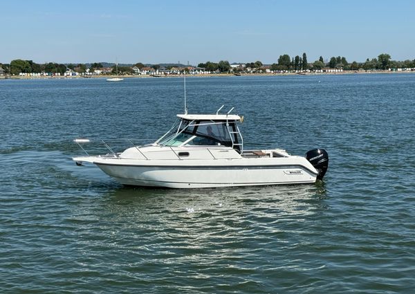 Boston-whaler 26-CONQUEST image