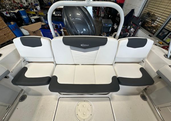 Robalo R207-DUAL-CONSOLE image