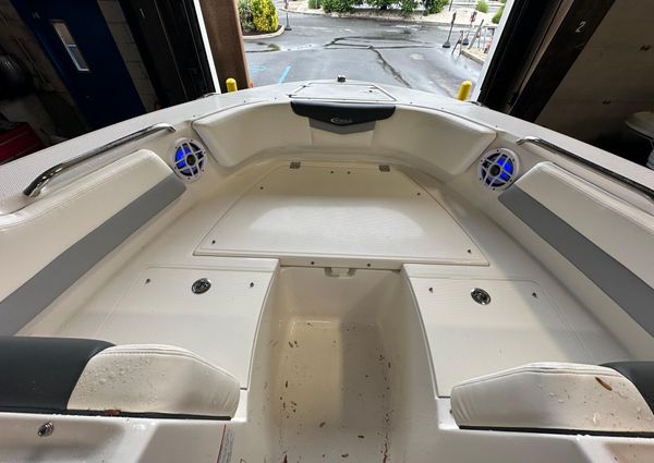 Robalo R207-DUAL-CONSOLE image