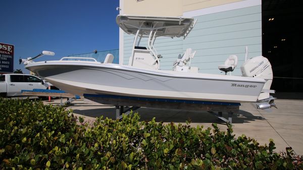 Ranger 2510 Bay