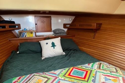 Duffy Wilbur Flybridge Cruiser image