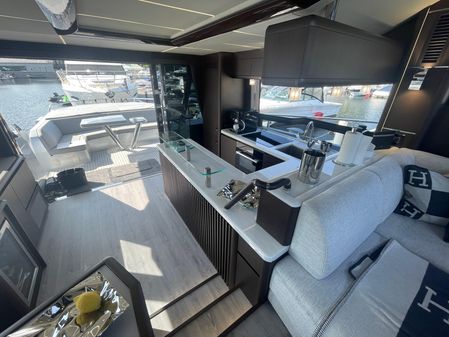 Galeon 700 Sky image