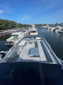 Galeon 700 Sky image