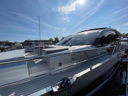 Galeon 700 Sky image