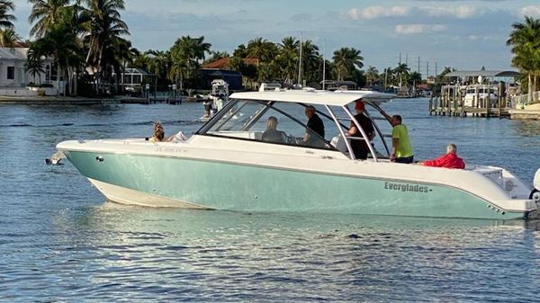Everglades 340 DC