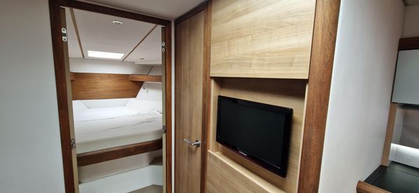 Sealine SC35 image