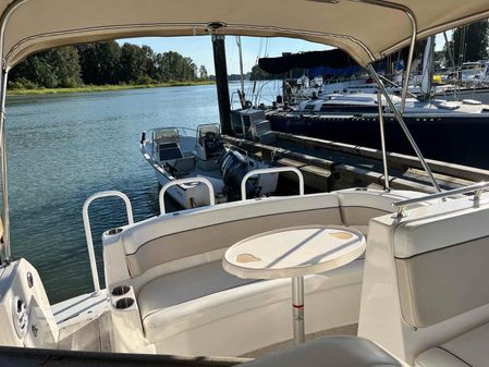 Rinker 300 Express Cruiser image