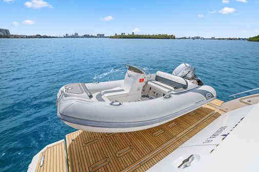 Azimut 66 Flybridge image