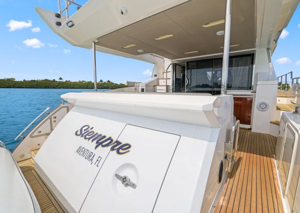 Azimut 66 Flybridge image