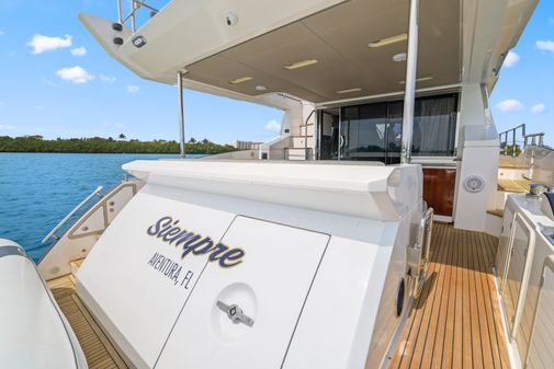 Azimut 66 Flybridge image