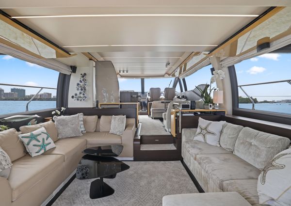 Azimut 66 Flybridge image