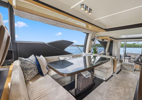 Azimut 66 Flybridge image