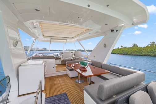 Azimut 66 Flybridge image