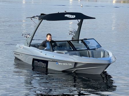 Malibu Wakesetter 20 VTX image