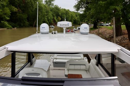 Regal 36 Grande Coupe image