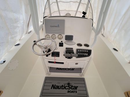 NauticStar 2500XS image