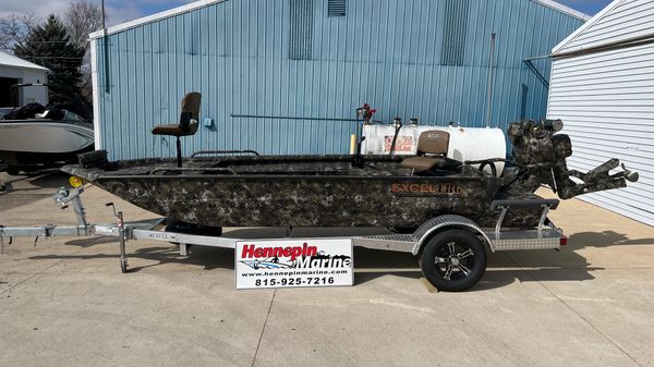 Excel 1860 Shallow Water F4