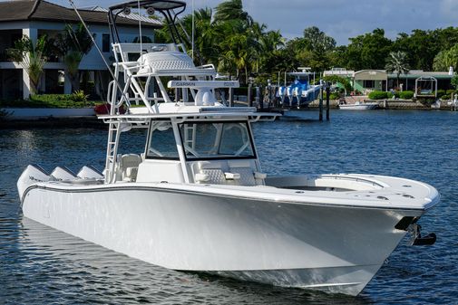 Yellowfin 42 image