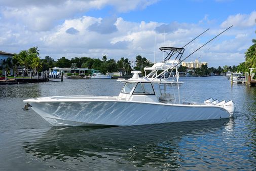 Yellowfin 42 image