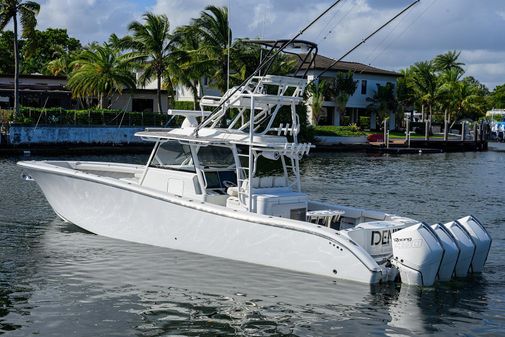 Yellowfin 42 image