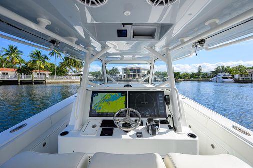 Yellowfin 42 image