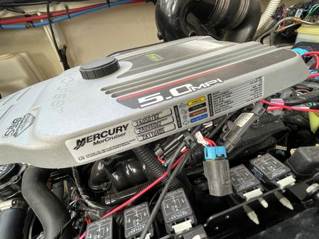 Sea Ray 310 Sundancer image