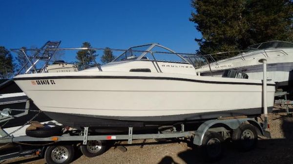 Bayliner 1802 Trophy