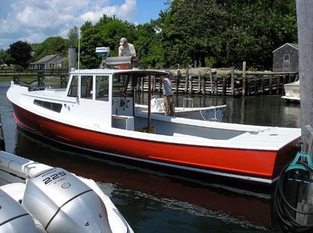 Downeast LOBSTER-PICNIC-STYLE-CRUISER image