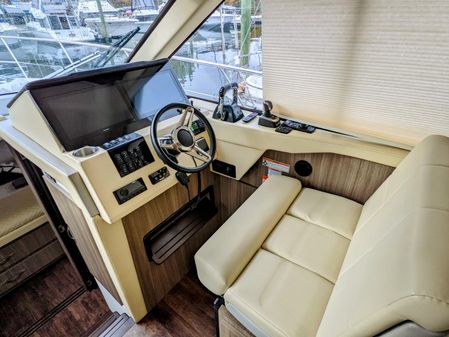 Regal 38 XO image