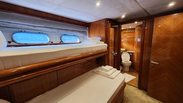 Sunseeker 94 Yacht image