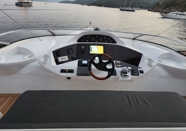 Sunseeker 94 Yacht image