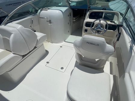 Robalo R227-DUAL-CONSOLE image