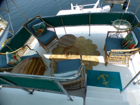 DeFever 40 Offshore Cruiser Flybridge image