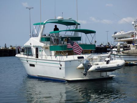 DeFever 40 Offshore Cruiser Flybridge image