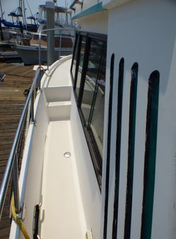 DeFever 40 Offshore Cruiser Flybridge image