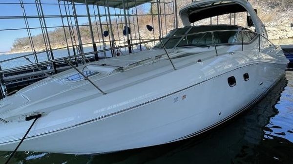 Sea Ray 330 Sundancer