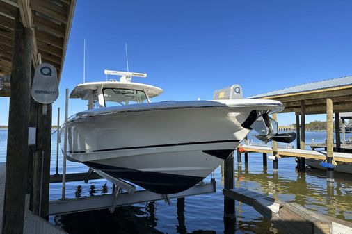 Boston Whaler 380 Outrage image