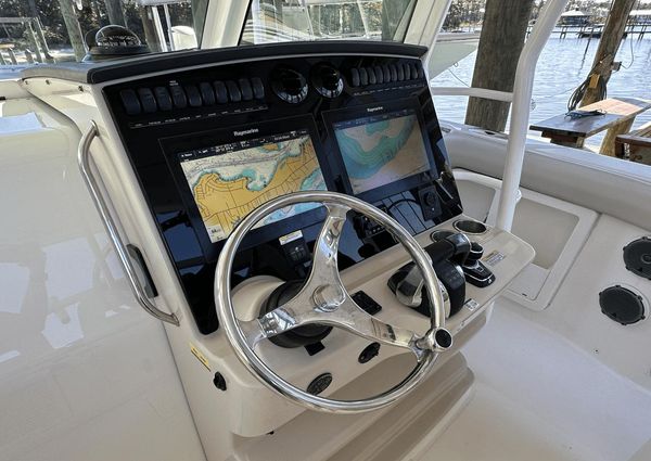 Boston Whaler 380 Outrage image