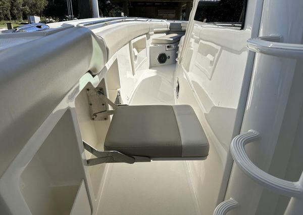 Boston Whaler 380 Outrage image