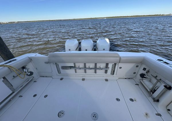 Boston Whaler 380 Outrage image