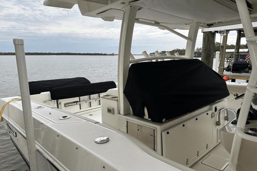 Boston Whaler 380 Outrage image