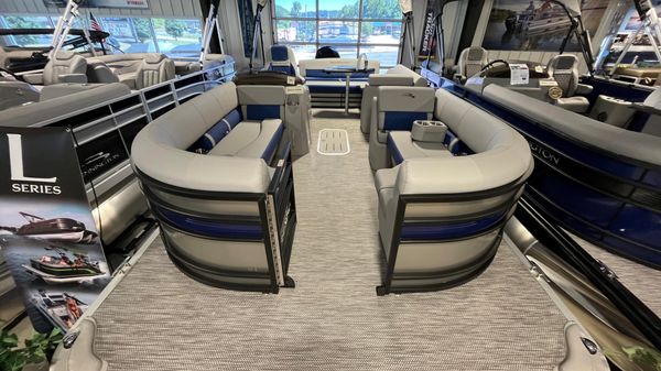 Bennington 22LSB TRITOON