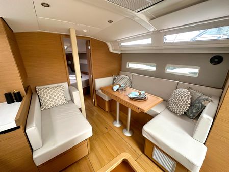 Jeanneau Sun Odyssey 410 image