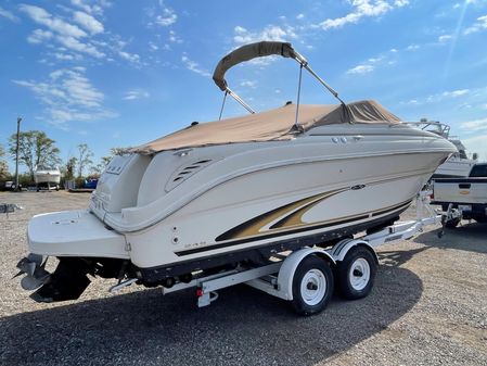 Sea Ray 245 Weekender image